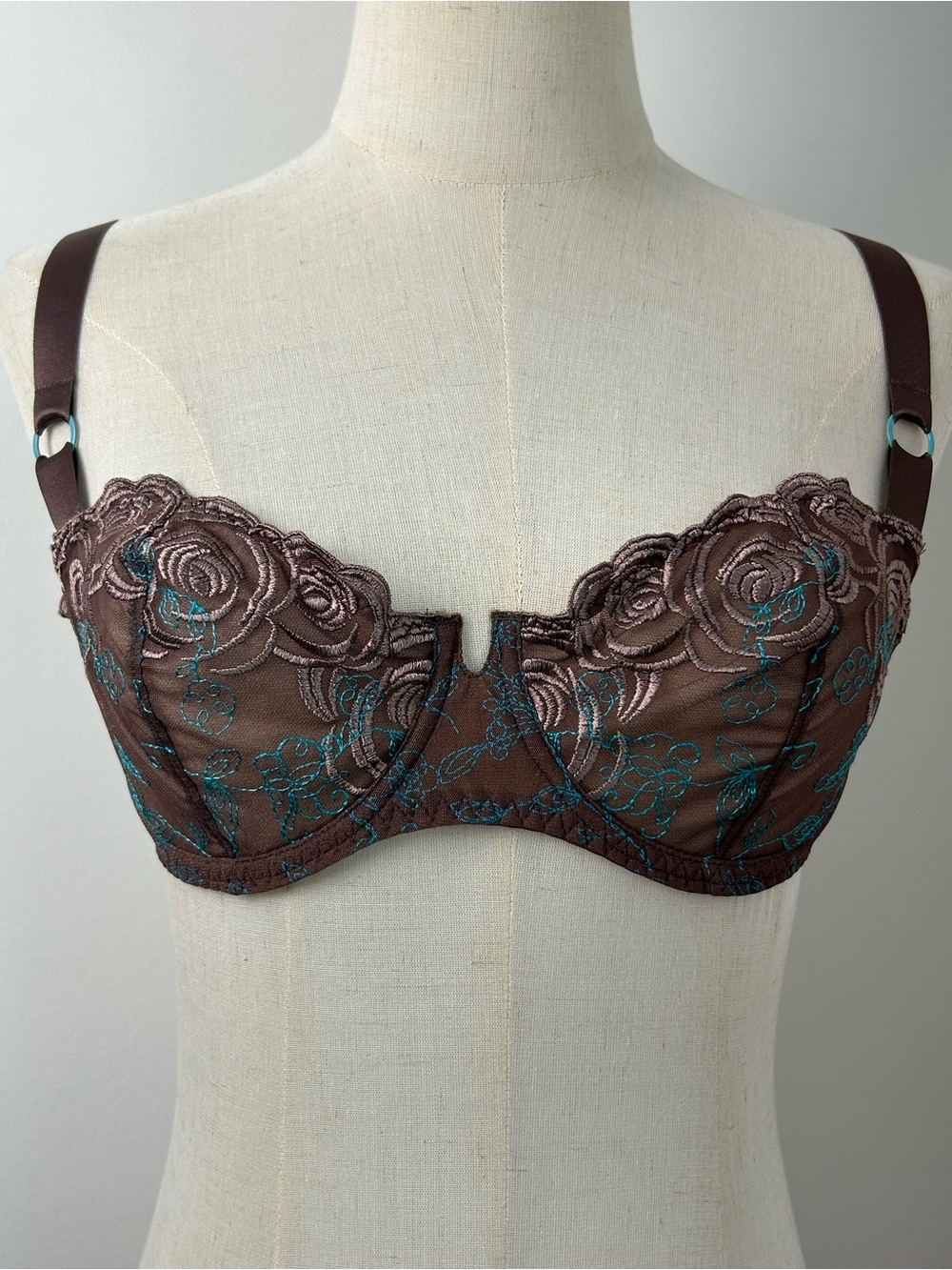 AUBADE Embroidered lace underwire BRA